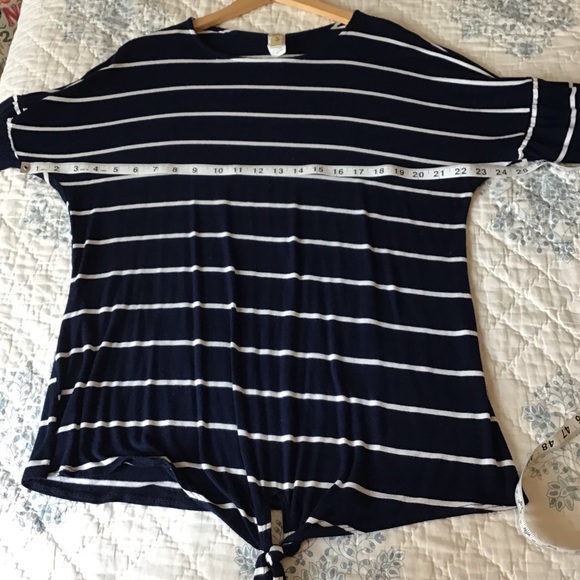 Striped Ruffle sleeve Top - Picture 10 of 10